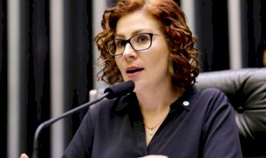 TRE-SP Cassa Mandato de Carla Zambelli e a Declara Inelegível por Oito Anos